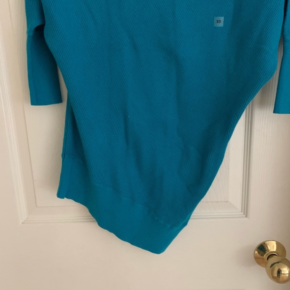 Express Women’s Tunic Sweater 3/4 Sleeve Knit Blouse- XS- NWT - Picture 2 of 8
